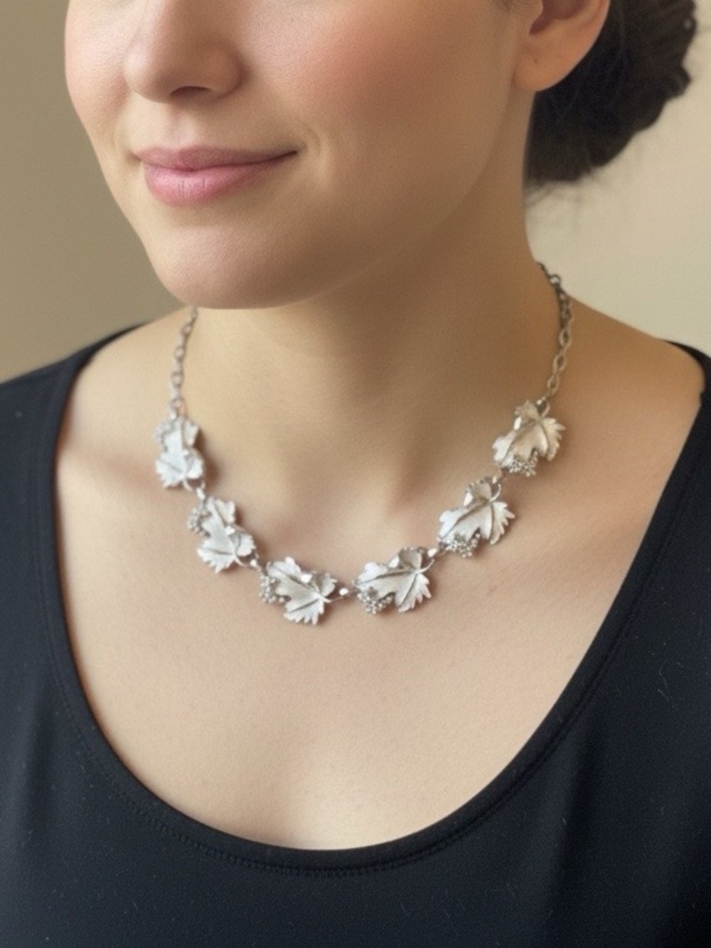 Sarah Coventry “Whispering Leaves” Necklace